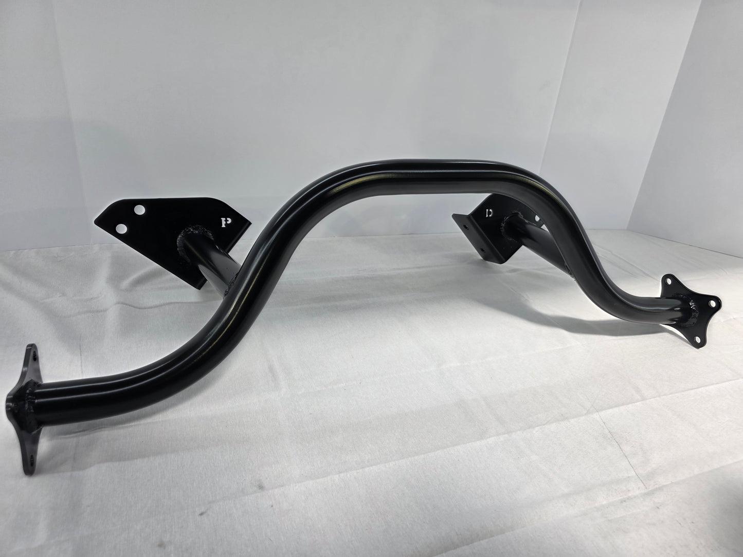 82-03 S10 Bolt In Chassis Cross Brace