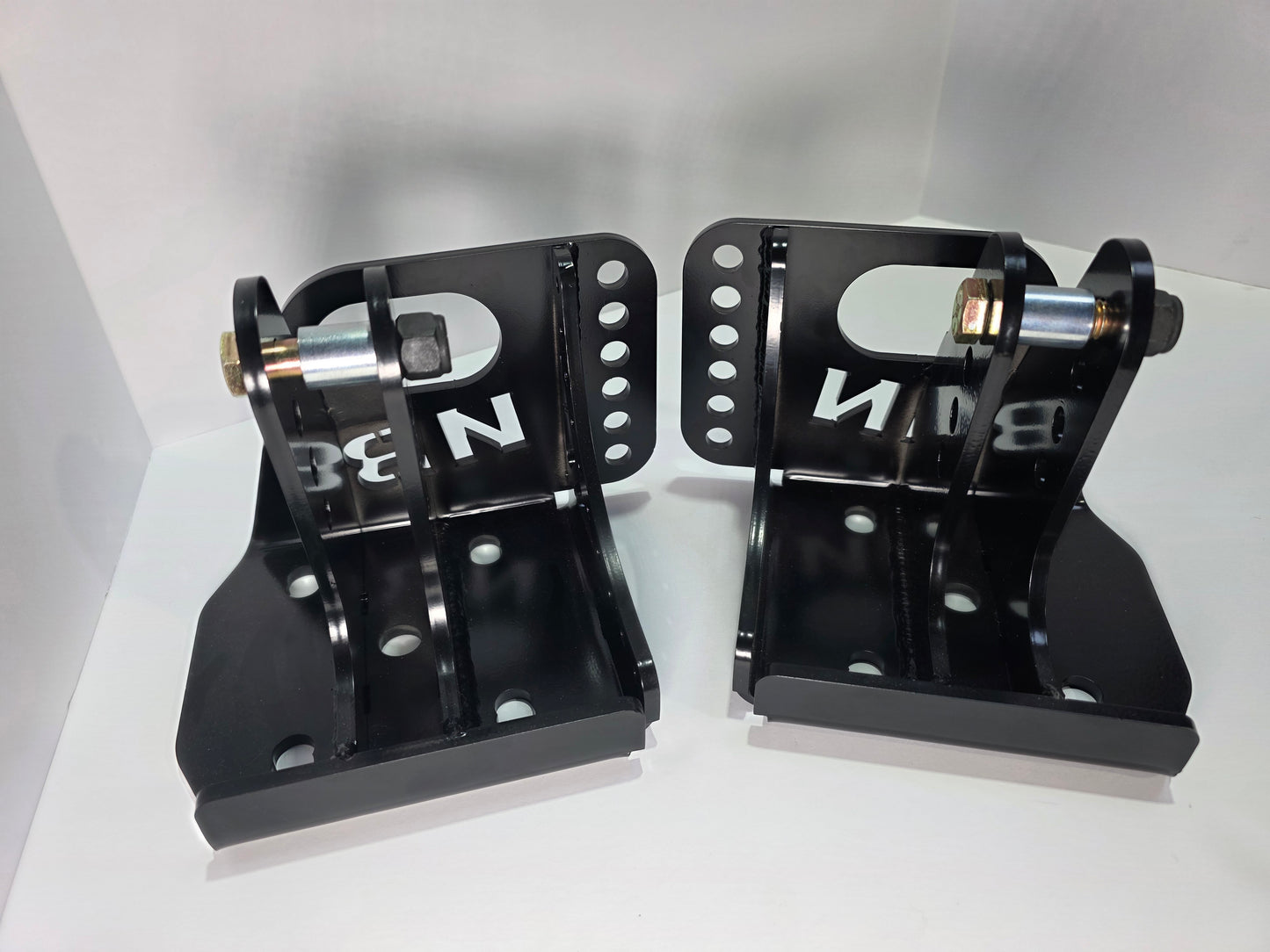 Leaf Spring Bobby Brackets