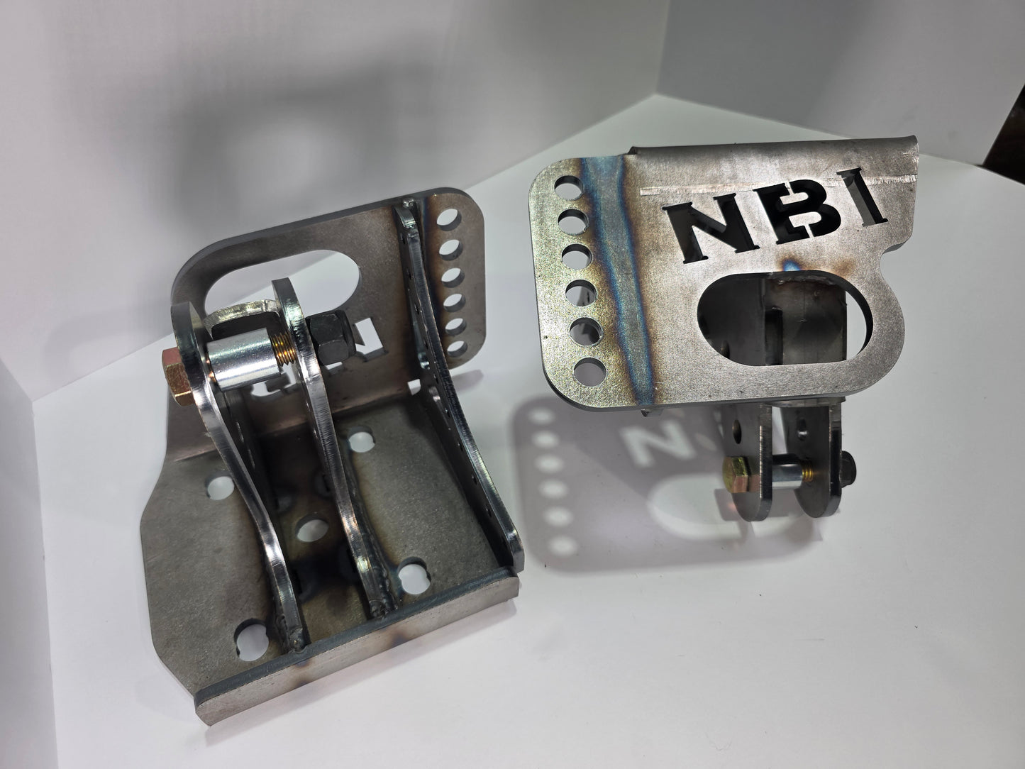 Leaf Spring Bobby Brackets