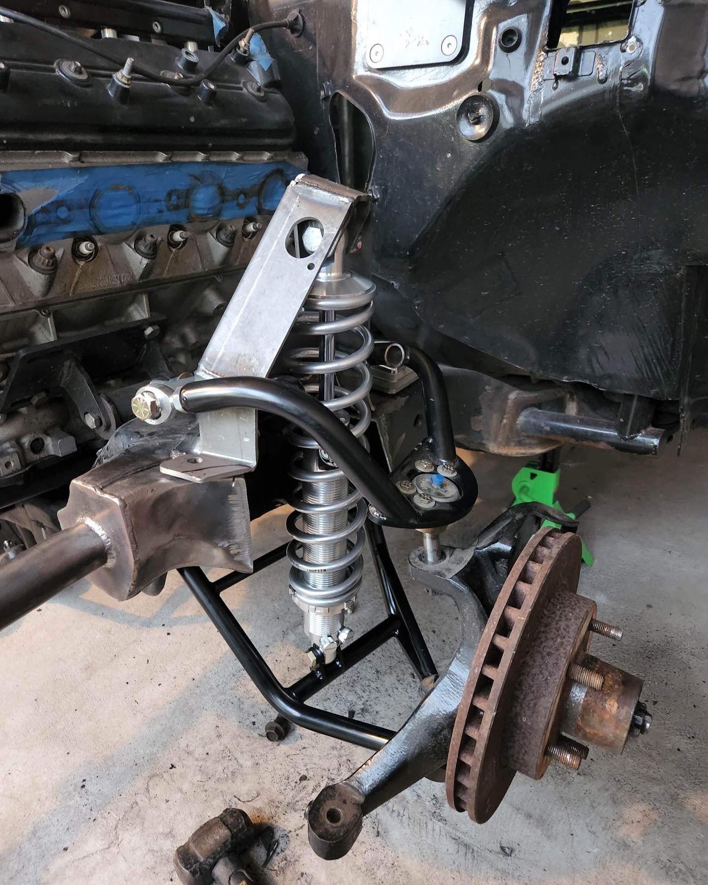 S10 & G-Body Bolt On Long Travel shock Towers