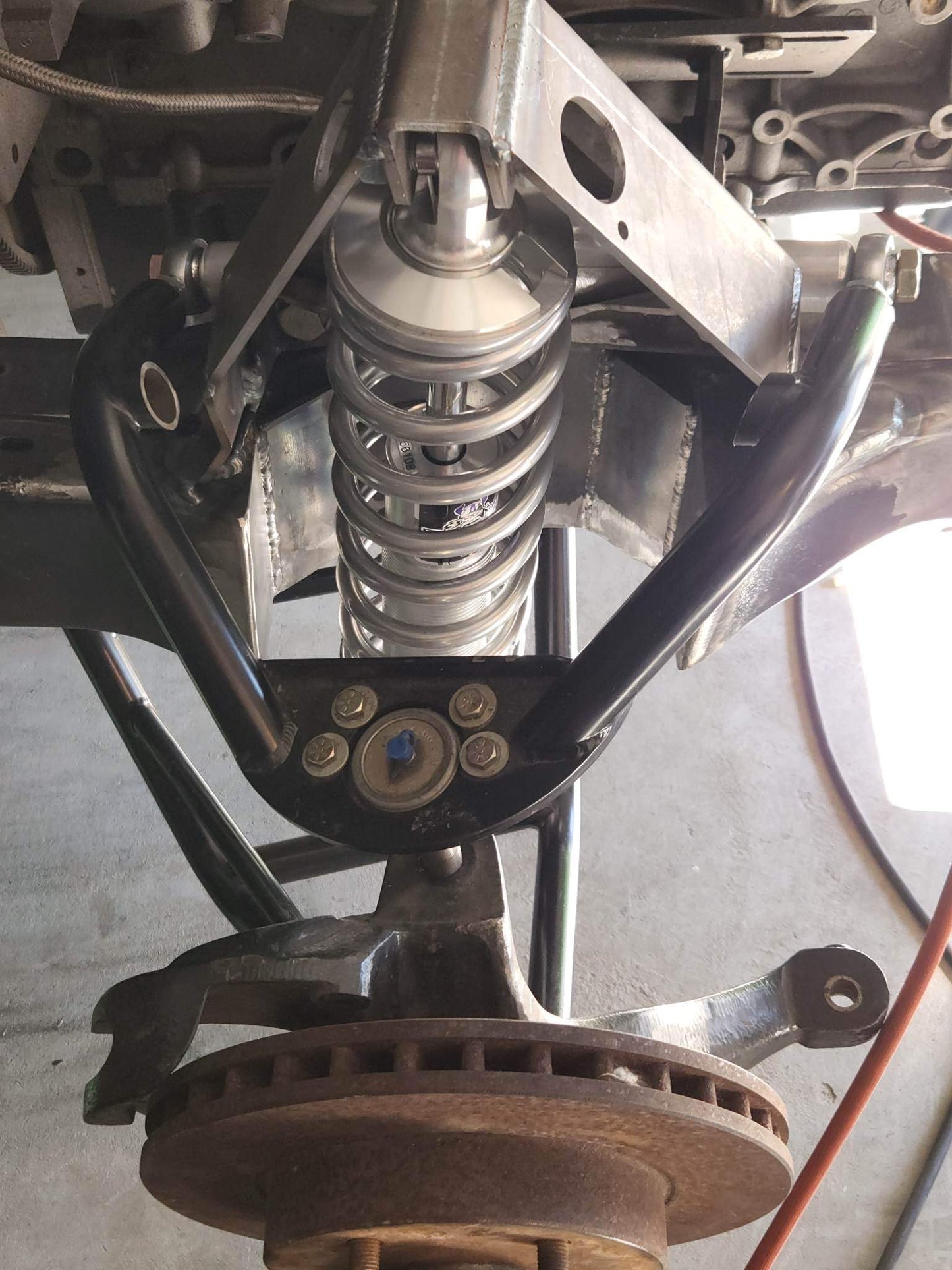 S10 & G-Body Bolt On Long Travel shock Towers