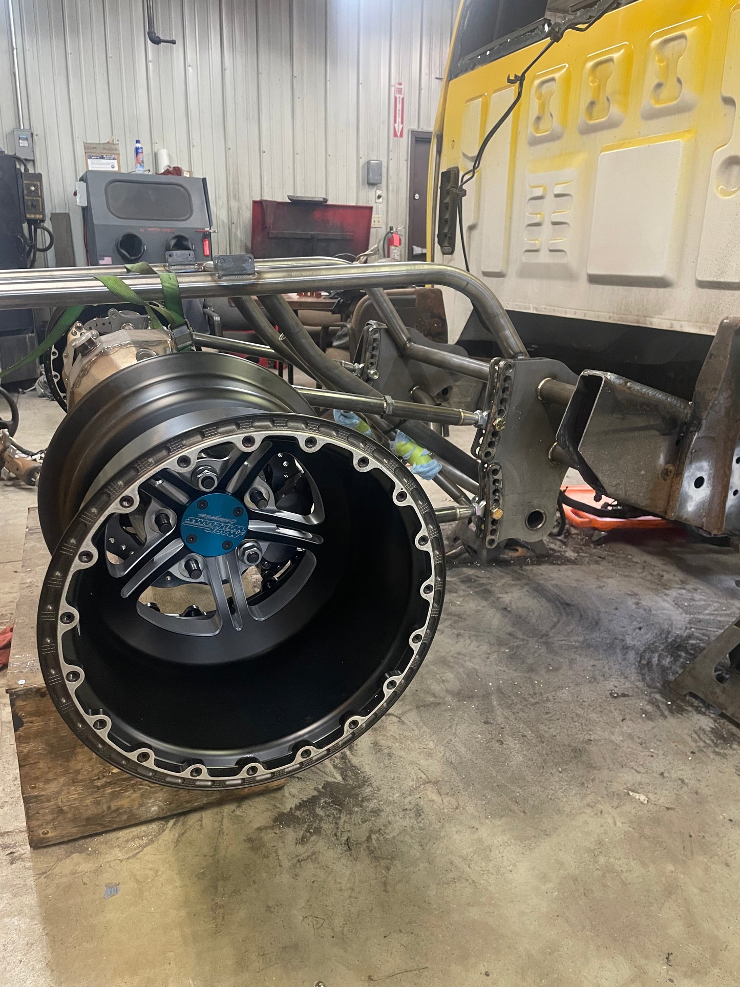 Chevy/GMC 1500 4-Link Back Half "Ultimate" Kit (2014–2018)